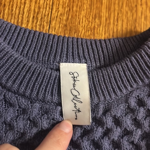 Sokie Collective Woman’s Cut Out Blue Sweater Size S - Picture 3 of 5